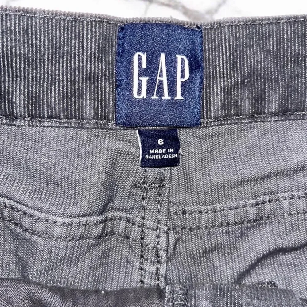 GAP Shorts Gray Corduroy Cut Offs Frayed Raw Hem Casual Vacation Summer Size 6 🍭